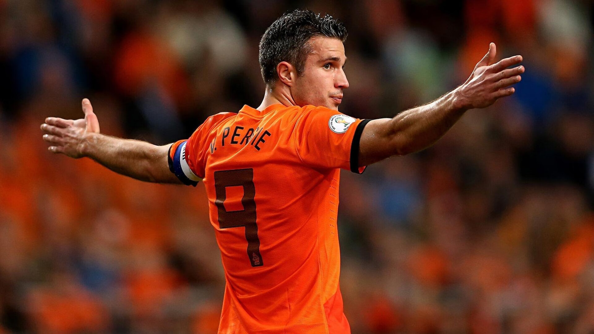 成都教师招聘现场跑步入场，网友点赞拼搏精神，成都教师招聘培训班